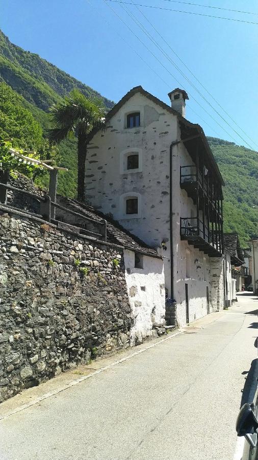 Residenza Americana Someo Esterno foto